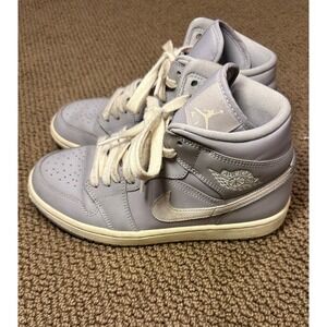 Nike Air‎ Jordan 1 Mid Gray High Top Streetwear Sneakers 7.5